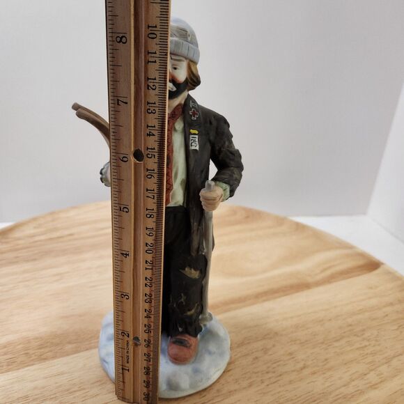 Flambro Emmett Kelly skier clown - Picture 3 of 4